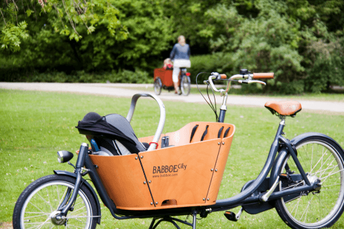 Komplett-Angebot Babboe City 2-Rad bakfiets 7 Gang Shimano Special Edition schwarz inkl. Regendach - fahrrad-Ass.de